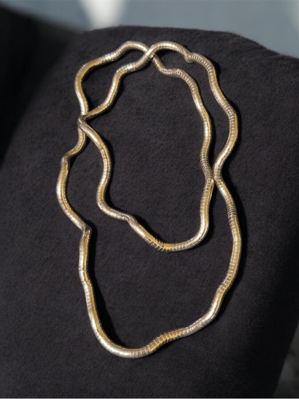 Gold Wavy Herringbone Necklace - Unbranded
